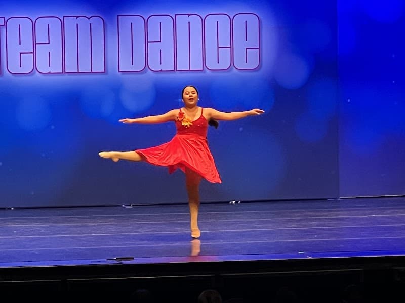 Leavitt Center Arts Academy