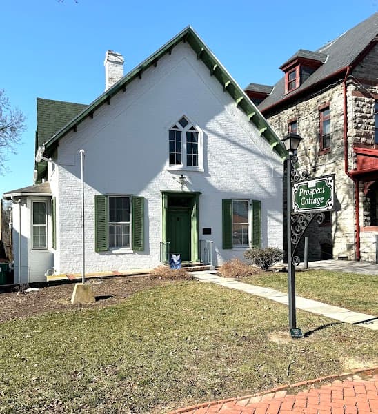 Untangle & Uplift Therapy