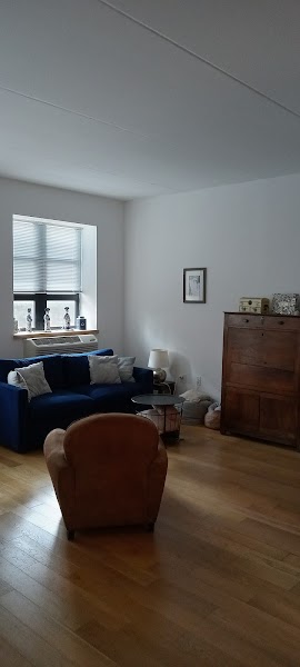 AurΓ©lie Doctrinal Clinical Psychologist, psychotherapist