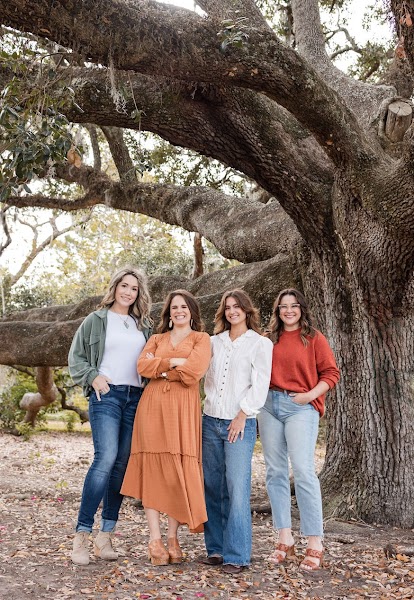 Dr. Liz Chichester & Associates - Experienced, Approachable Therapists