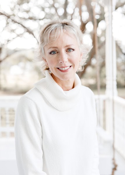 Elizabeth McQueen, LPC